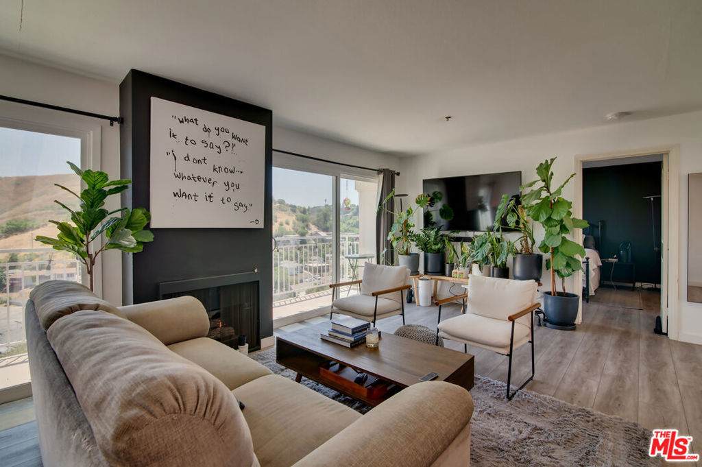 4750 Templeton Street - Photo 1