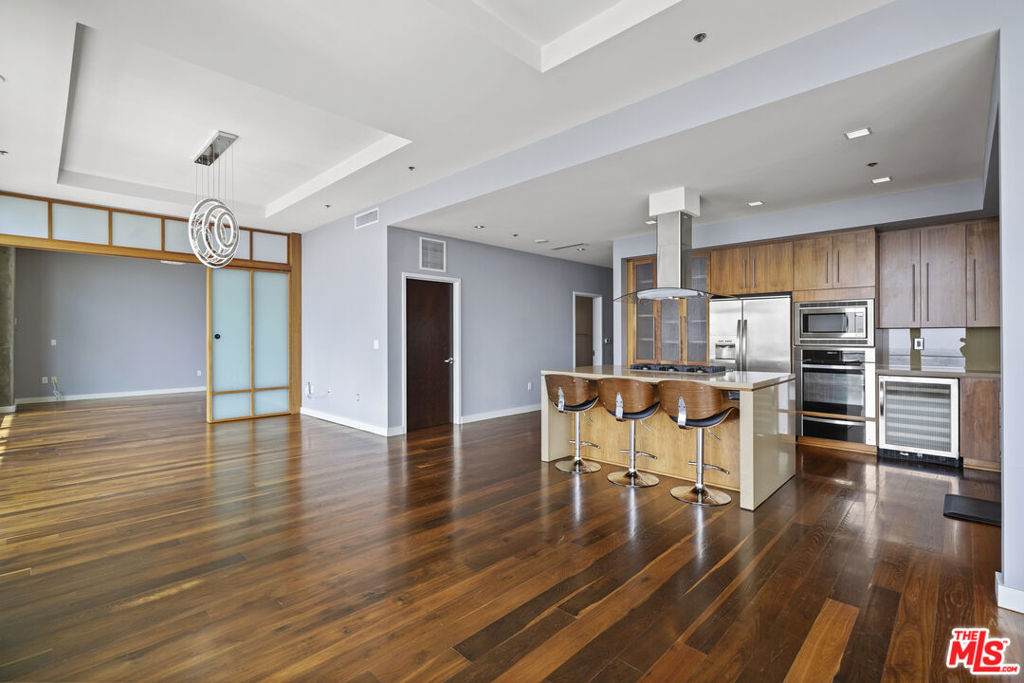 1100 Hope Street - Photo 1
