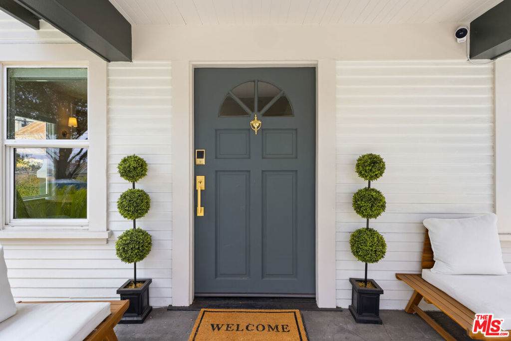 725 Harvard Boulevard - Photo 1