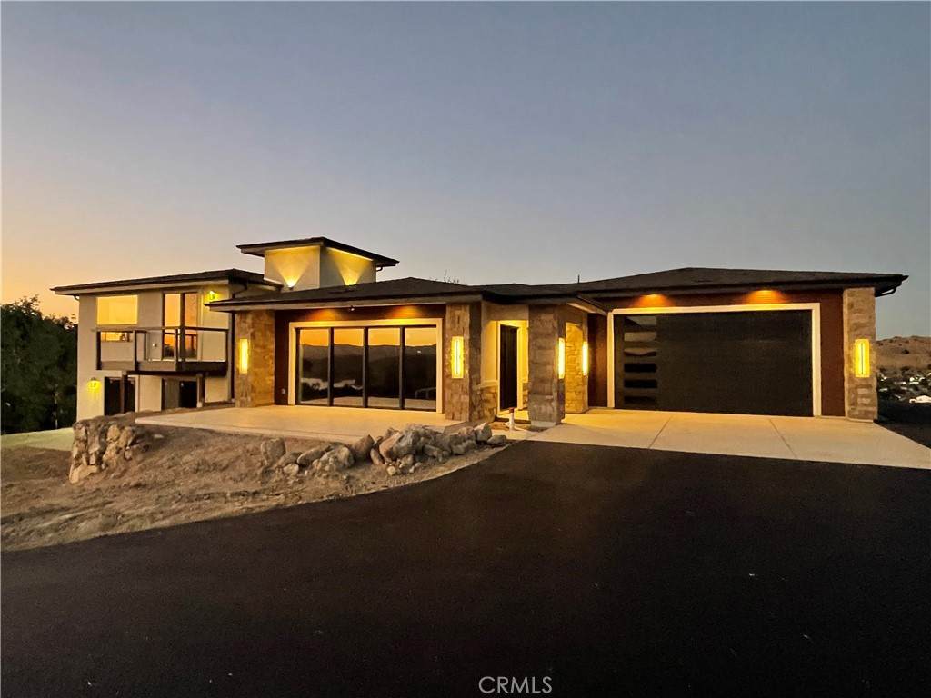 2840 Edgewood Court - Photo 1