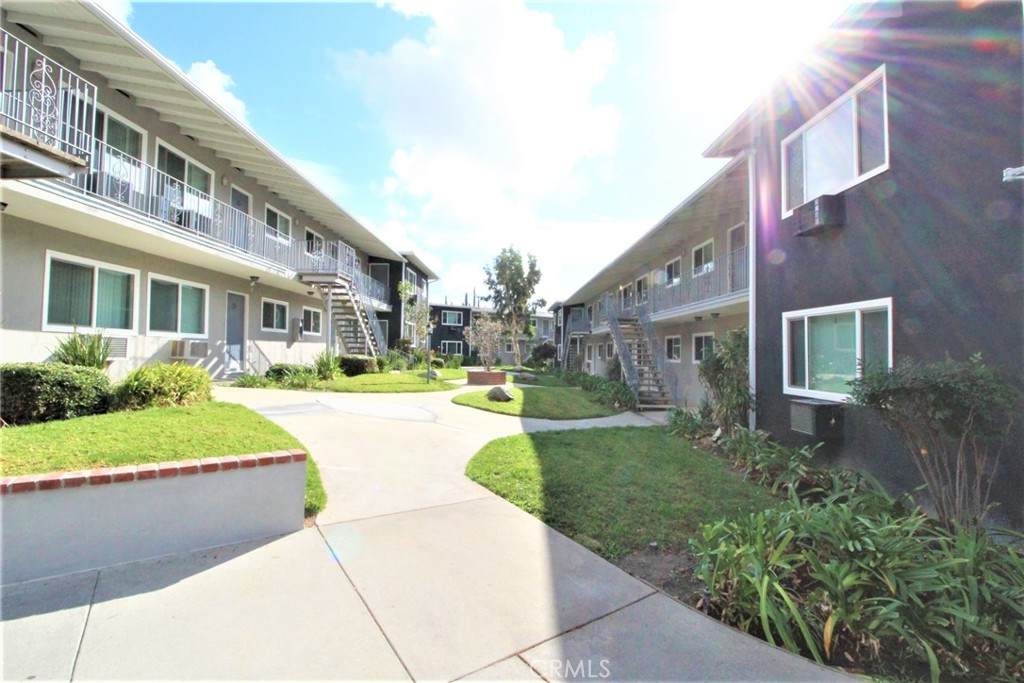 3123 Foothill Boulevard - Photo 1