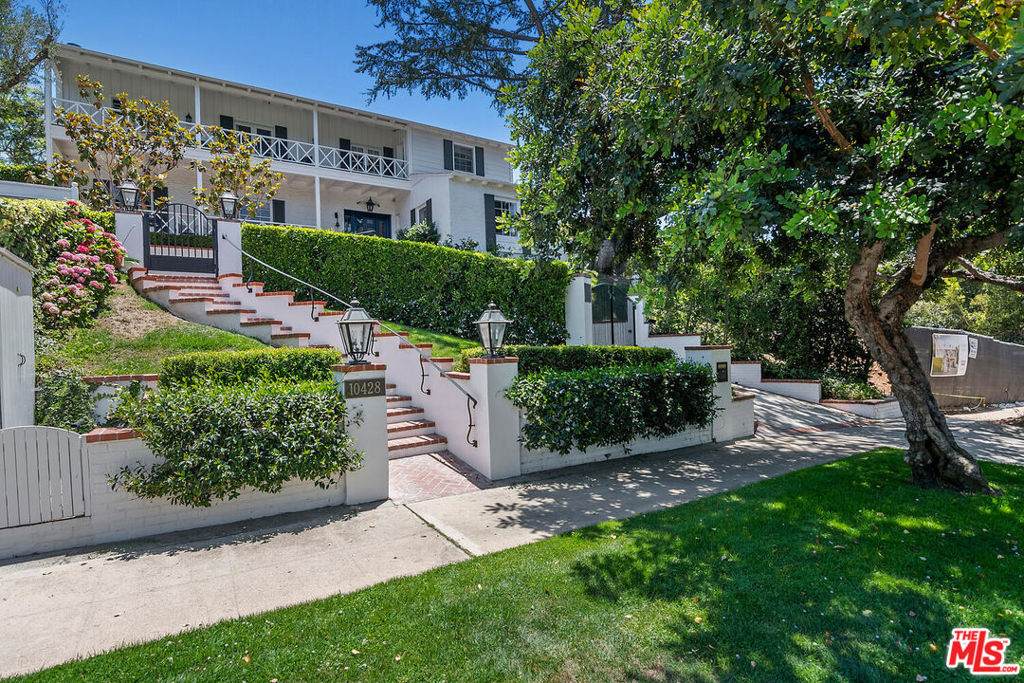 10428 Wyton Drive - Photo 1