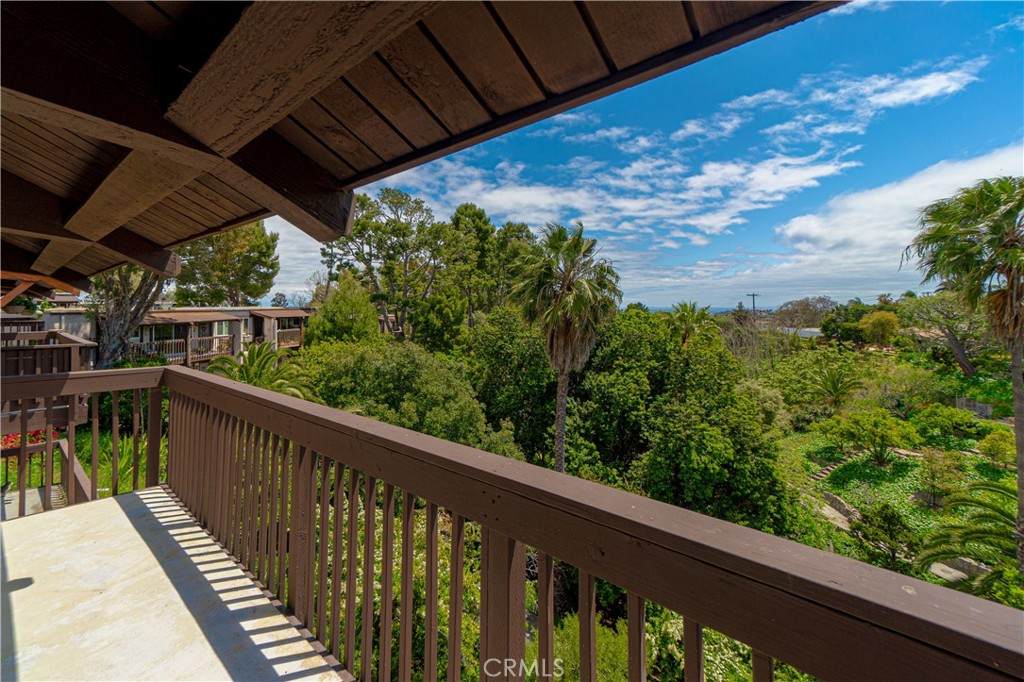 314 Miraleste Drive - Photo 1