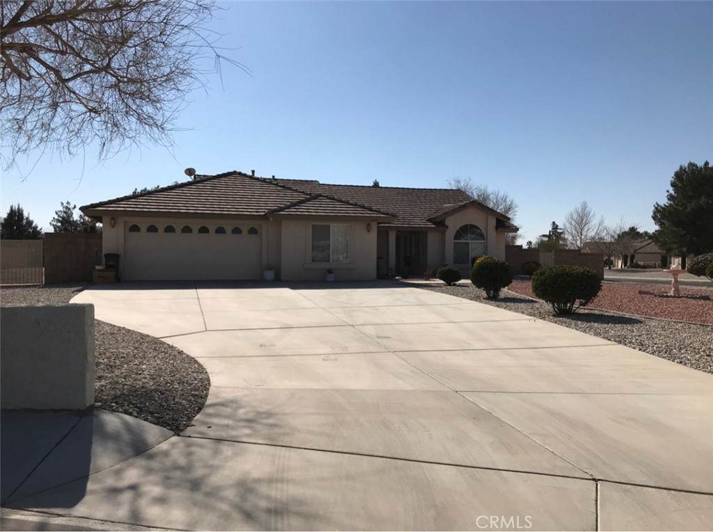 19187 Cochise Place - Photo 1