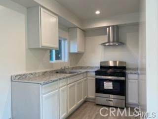 15521 Gramercy Place - Photo 1