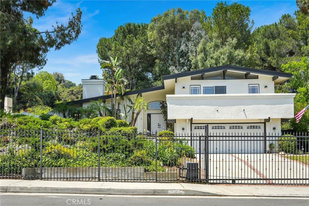 4141 Coldstream - Photo 1