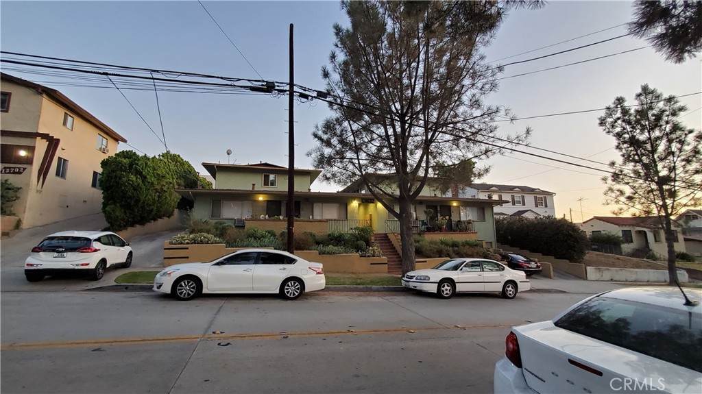 13632 Penn Street - Photo 1