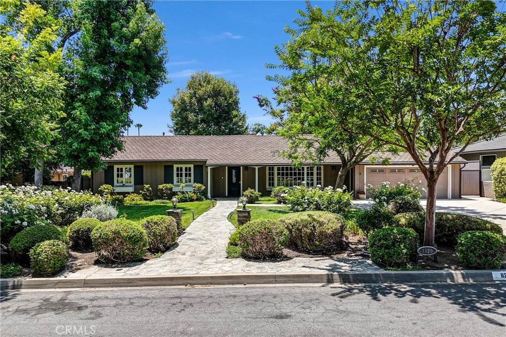 1120 Encanto Drive - Photo 1