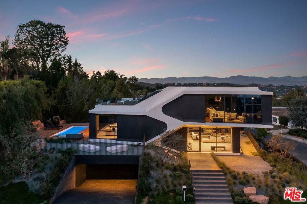 1254 Roberto Lane - Photo 1