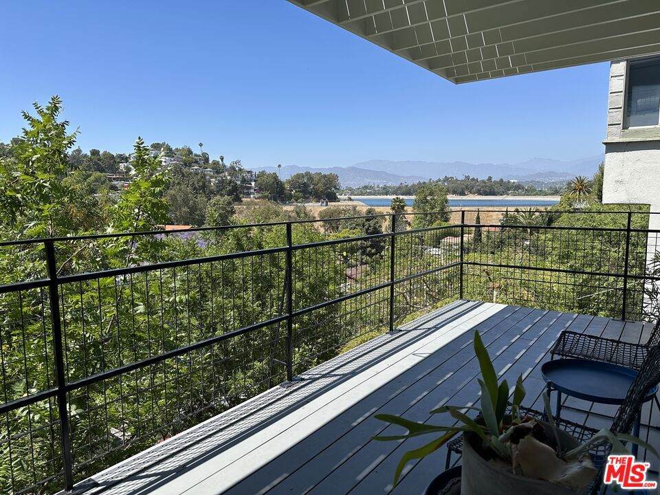 1811 Fanning Street - Photo 1