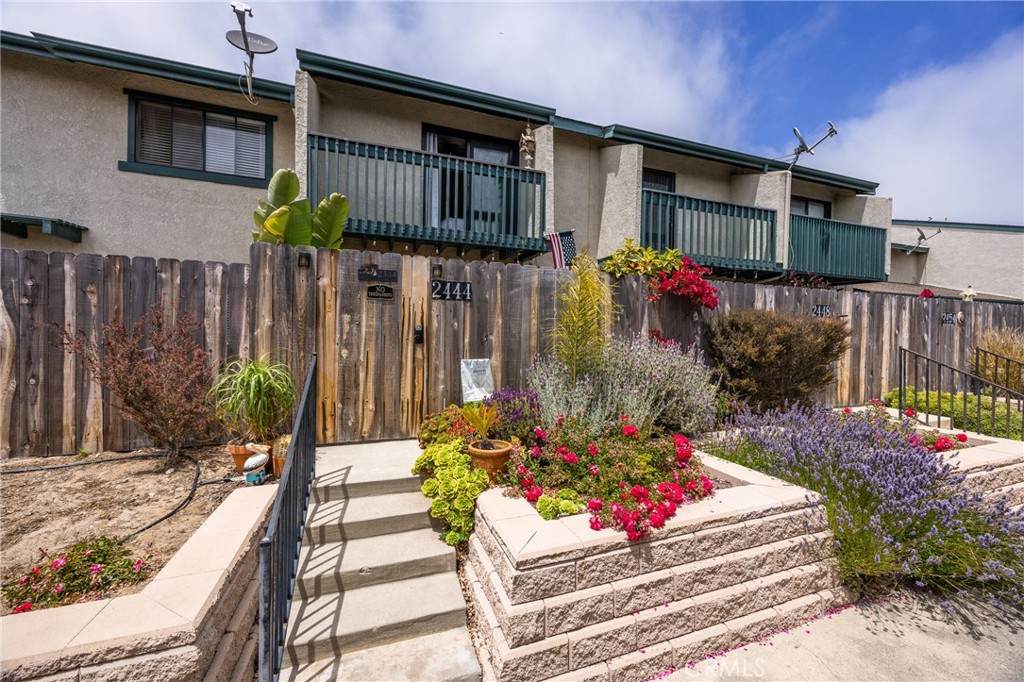 2444 La Costa Court - Photo 1