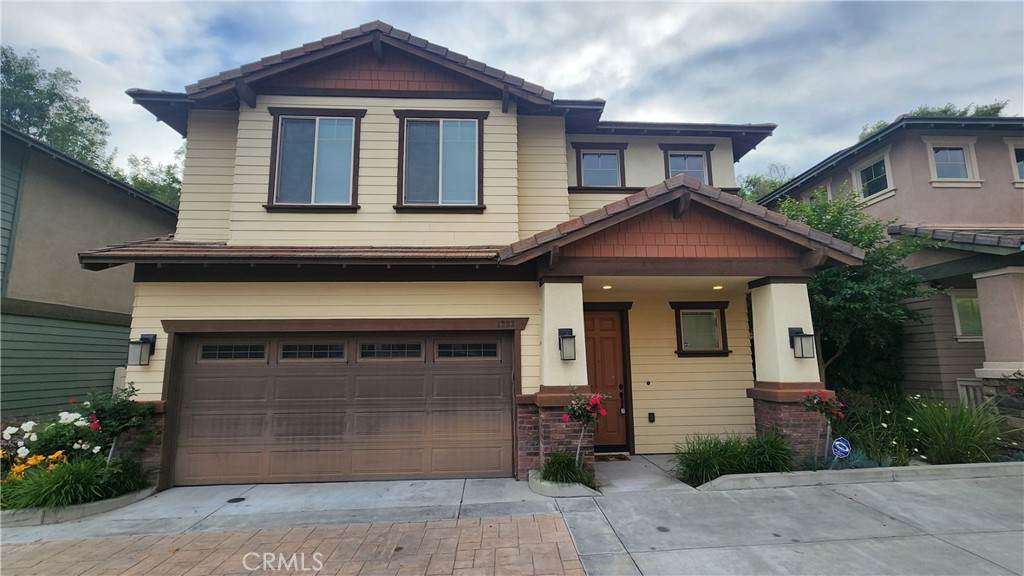 1333 Magnolia Avenue - Photo 1