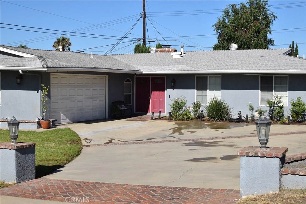 6216 Mayberry Avenue - Photo 1