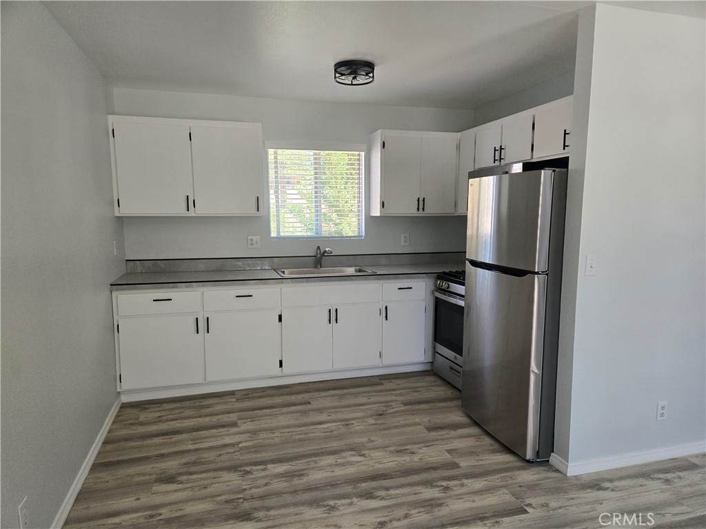 765 Iris Drive - Photo 1