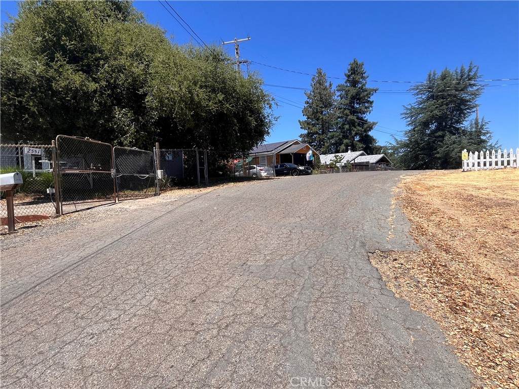 https://bt-photos.global.ssl.fastly.net/socal/orig_boomver_1_374682662-2.jpg