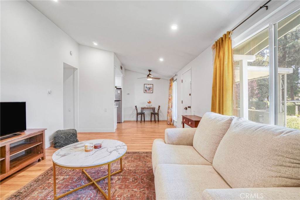 19118 Avenue Of The Oaks - Photo 1