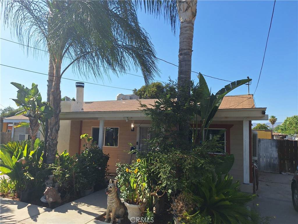 40430 Mayberry Avenue - Photo 1