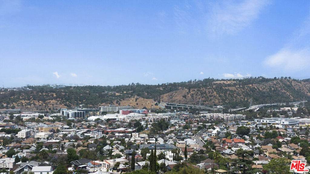https://bt-photos.global.ssl.fastly.net/socal/orig_boomver_1_374685108-2.jpg