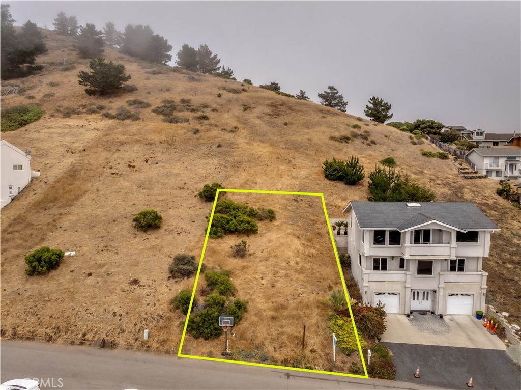 2777 Richard Avenue - Photo 1