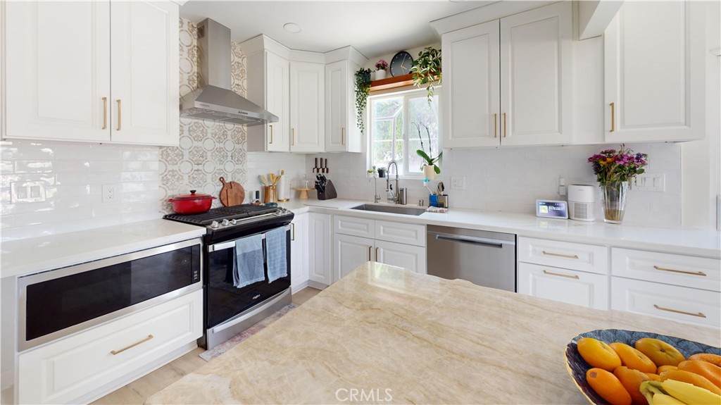 6213 Granby Avenue - Photo 1