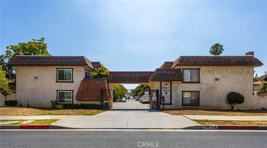 516 Sefton Avenue - Photo 1