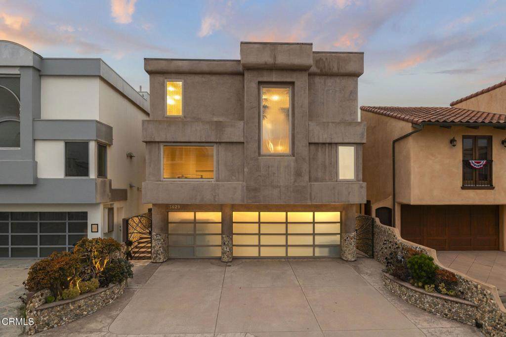 3629 Ocean Drive - Photo 1