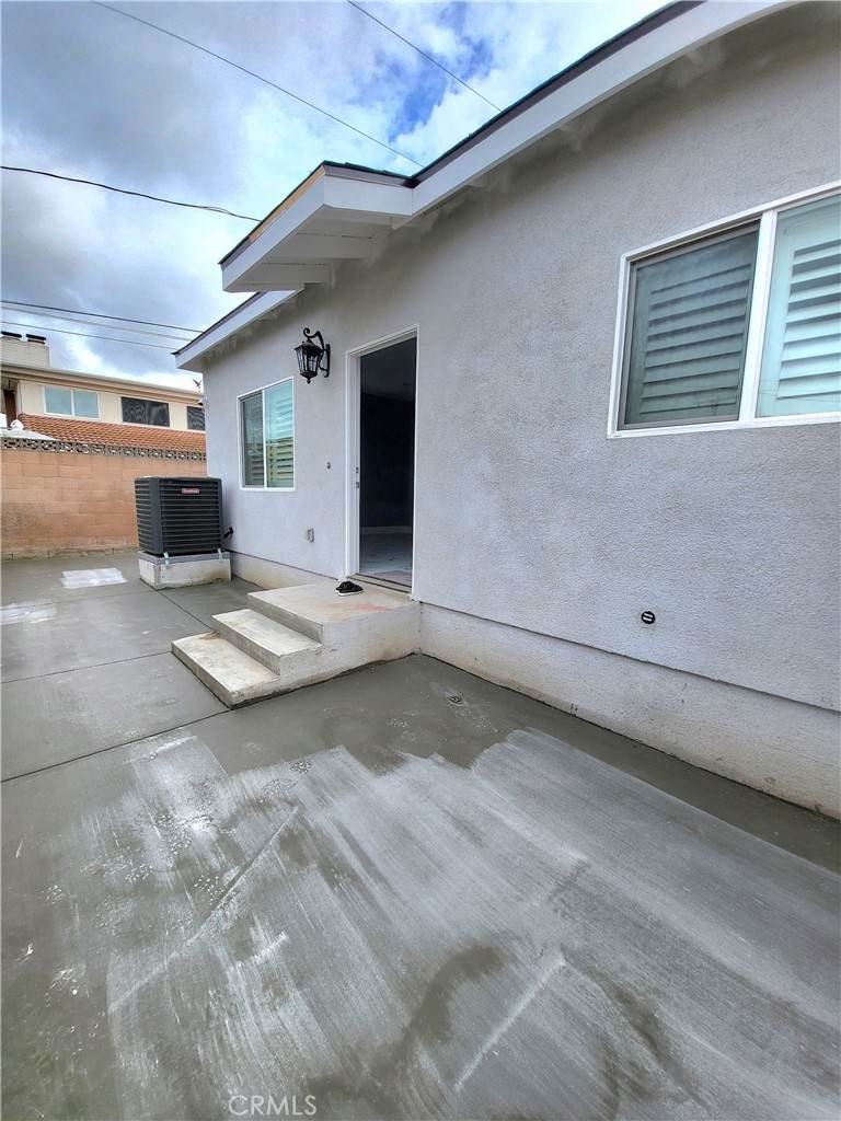 15790 Las Flores St - Photo 1