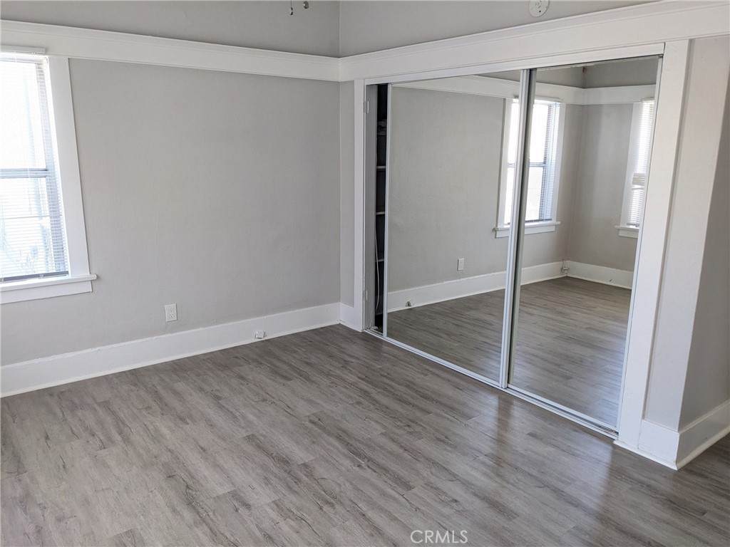 406 Linden Avenue - Photo 1