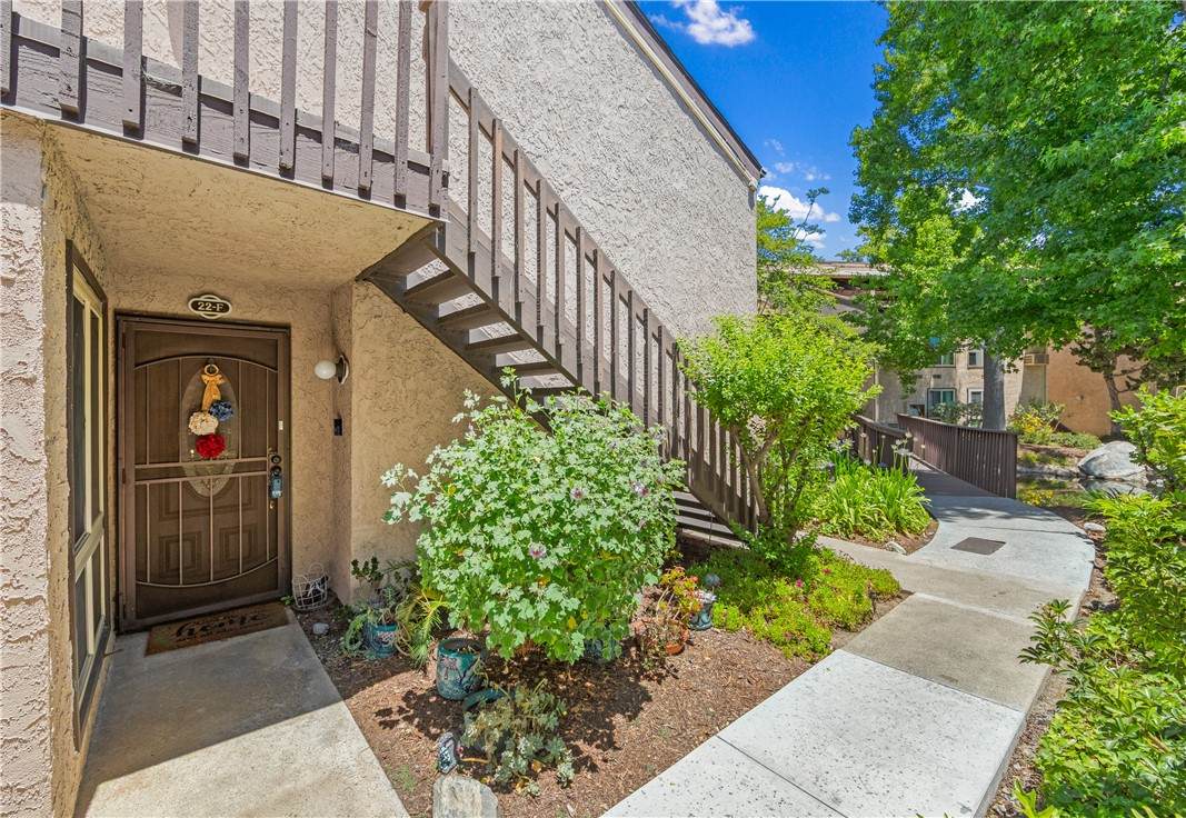 7890 Spring Street - Photo 1