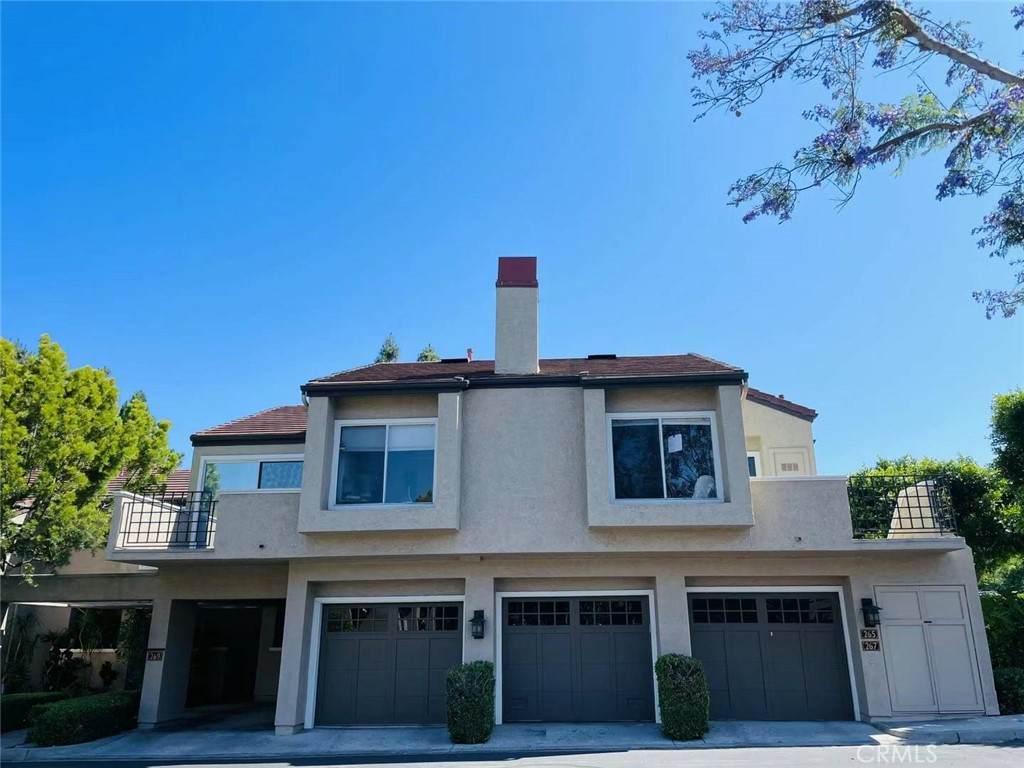 267 Stanford Court - Photo 1