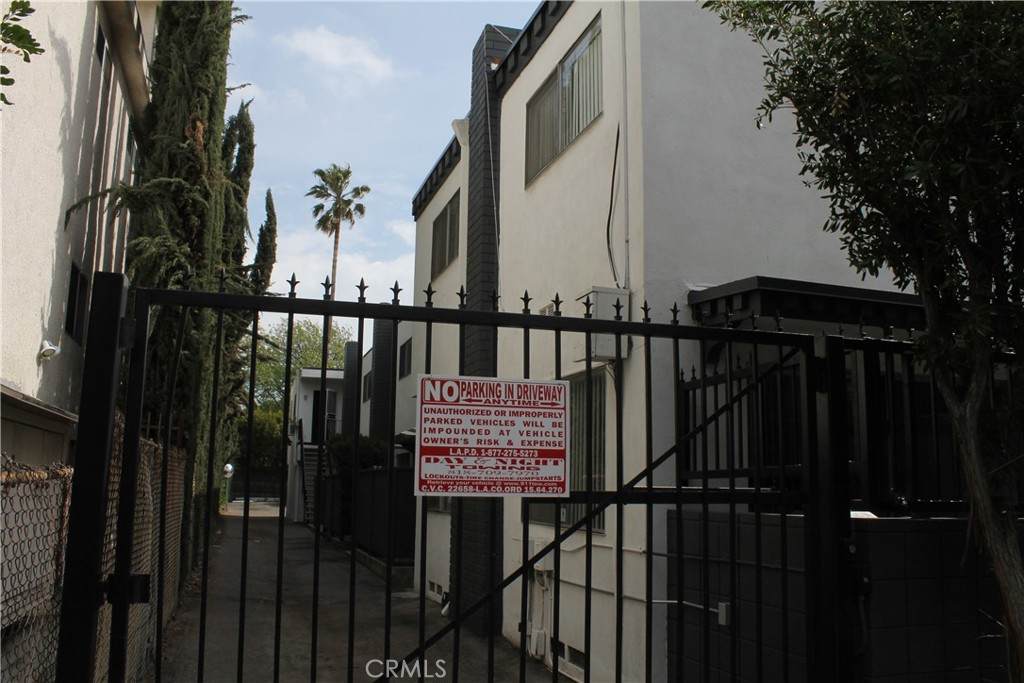 https://bt-photos.global.ssl.fastly.net/socal/orig_boomver_1_374731455-2.jpg