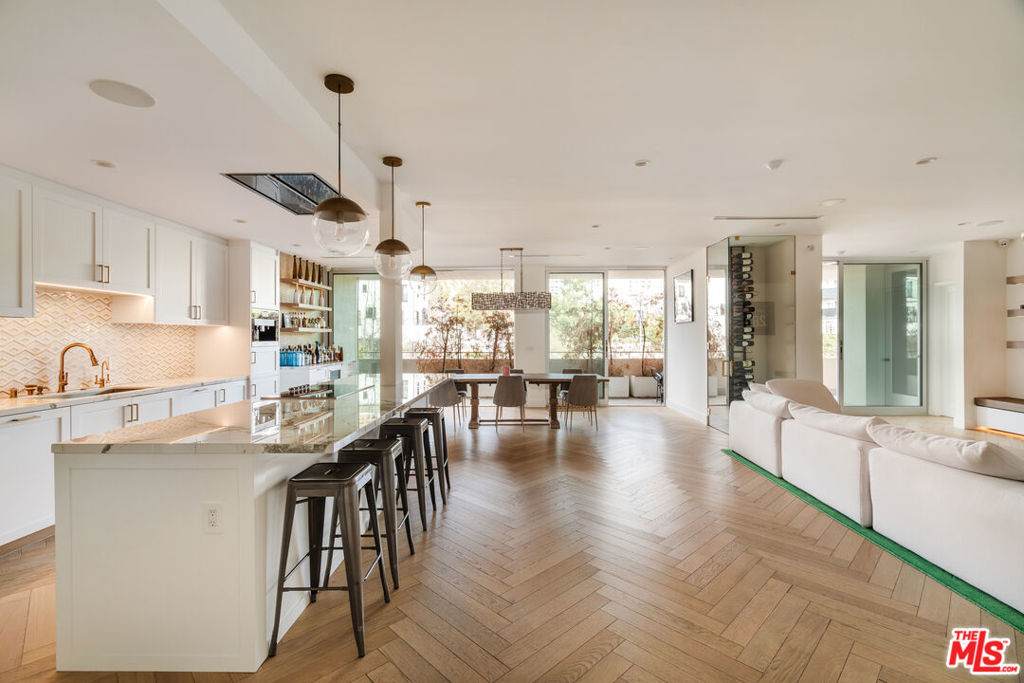 1333 Beverly Glen Boulevard - Photo 1