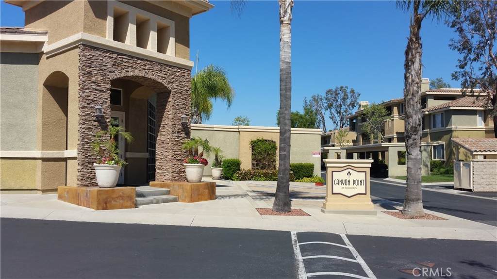 22681 Oakgrove - Photo 1