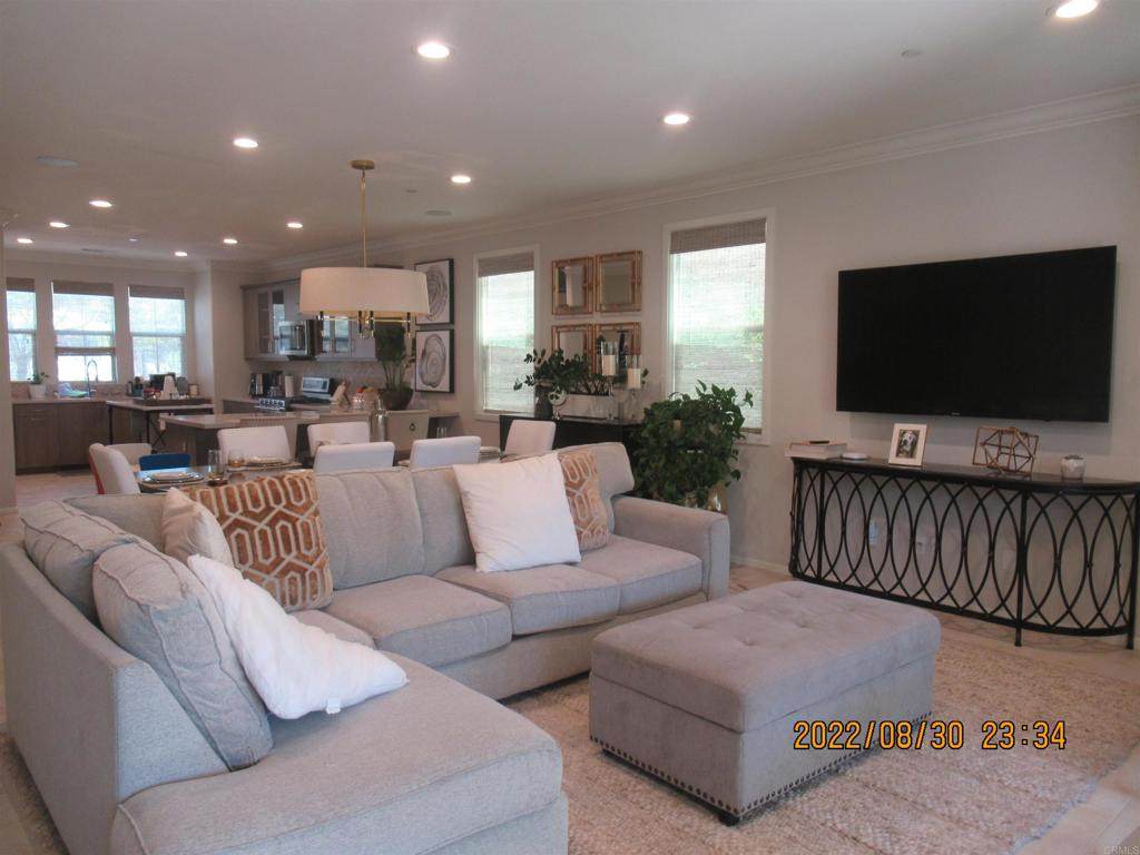 1008 Camino Prado - Photo 1