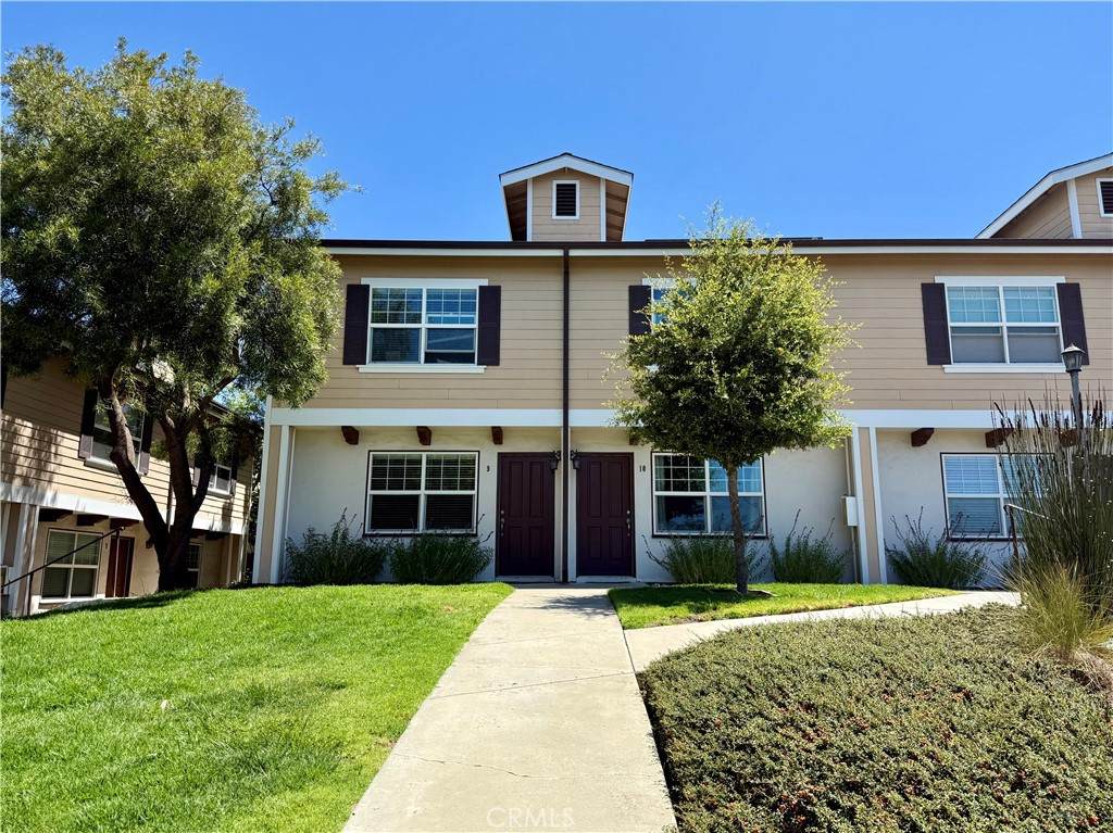 1043 Ella Street - Photo 1