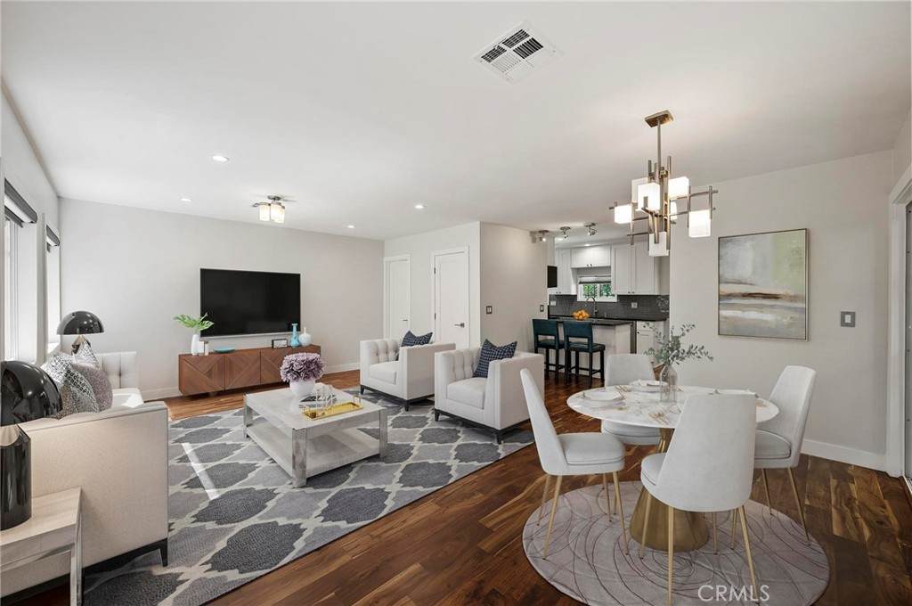 865 El Centro Avenue - Photo 1