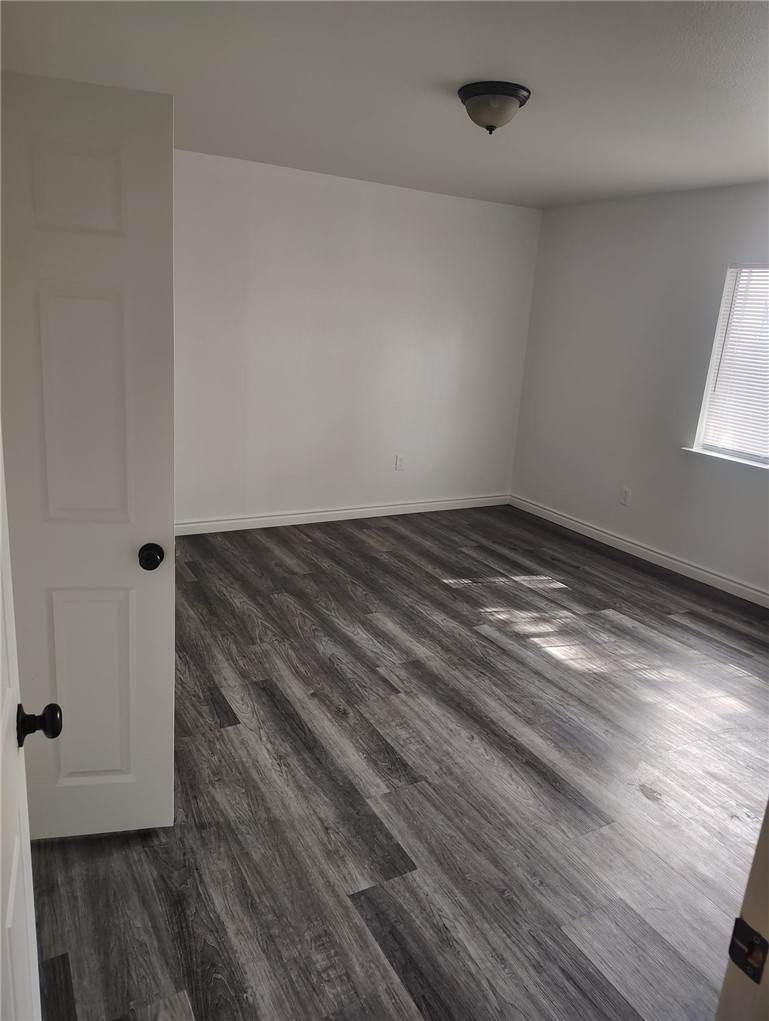 311 1/2 44th Street - Photo 1