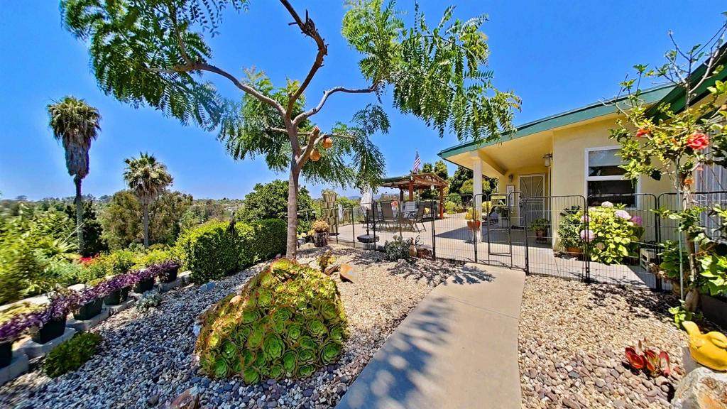 1150 Marine View Drive - Photo 1