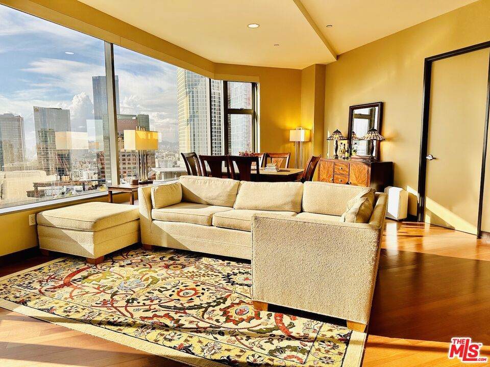 801 Grand Avenue - Photo 1