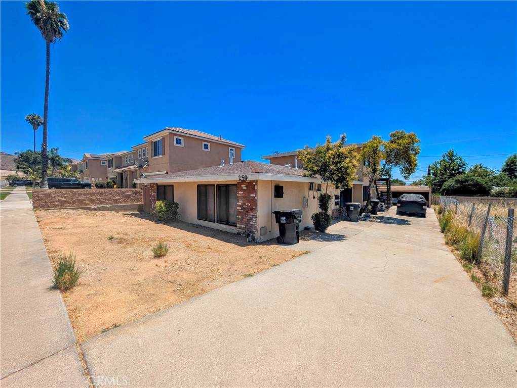 259 49th Street - Photo 1