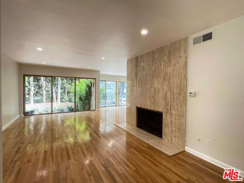 11645 Mayfield Avenue - Photo 1