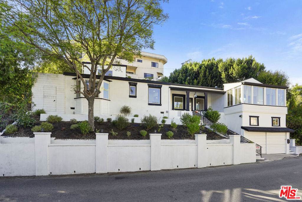 3319 Floyd Terrace - Photo 1