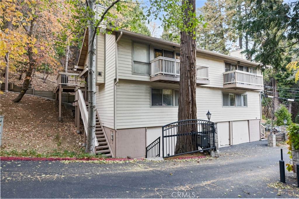 103 Rockledge Lane - Photo 1