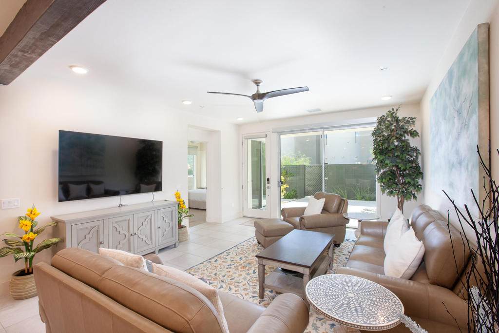 181 The Riv - Photo 1