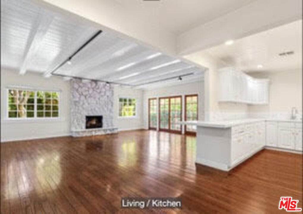 4538 Wortser Avenue - Photo 1