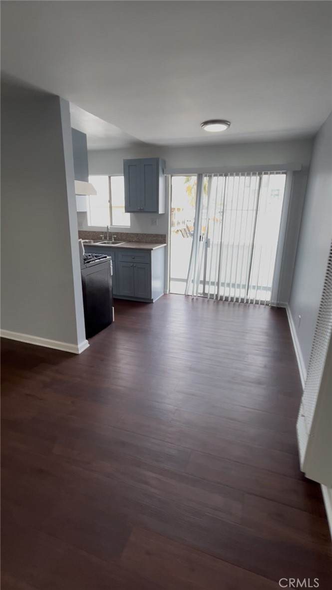 1036 Normandie Avenue - Photo 1