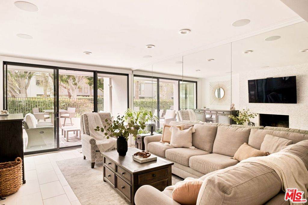 2940 Neilson Way - Photo 1