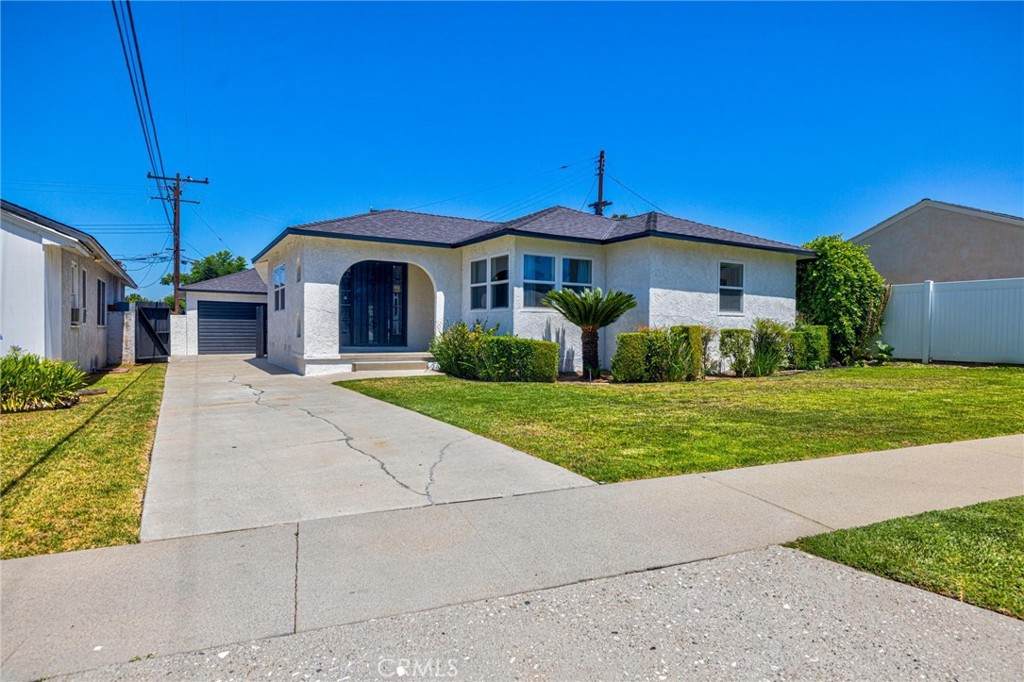 8607 Strub Avenue - Photo 1