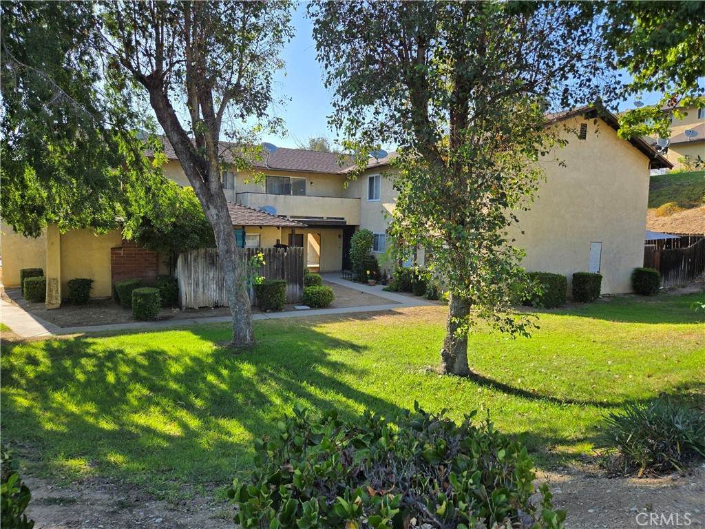 1733 Natalie Avenue - Photo 1