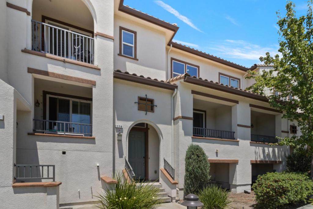 176 Paso Olmo Terrace - Photo 1
